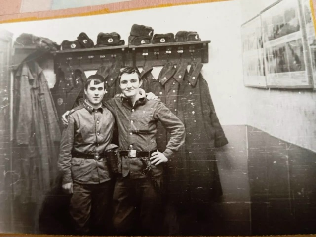 Доброе утро . Кто знает Сергея Полникова 1 января 1961 г р ...