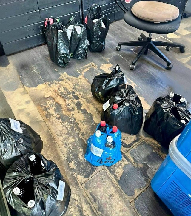 Осторожно, «глинтвейн»
В одном из торговых павильонов...