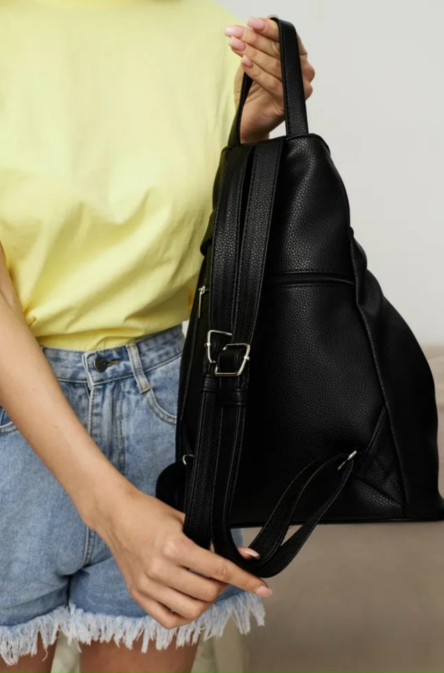 Продам сумку рюкзак трансформер черный женский новый 2...