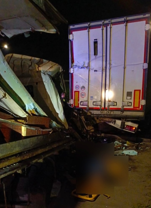 Смертельная авария произошла сегодня в 1 час ночи на тр...