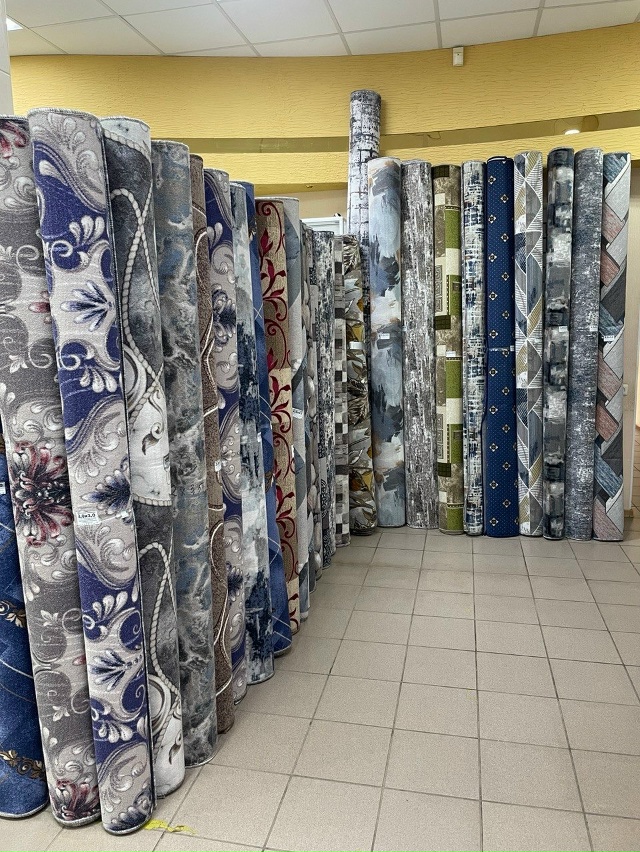 В магазине «Лотос» новое поступление паласов , матрасо...