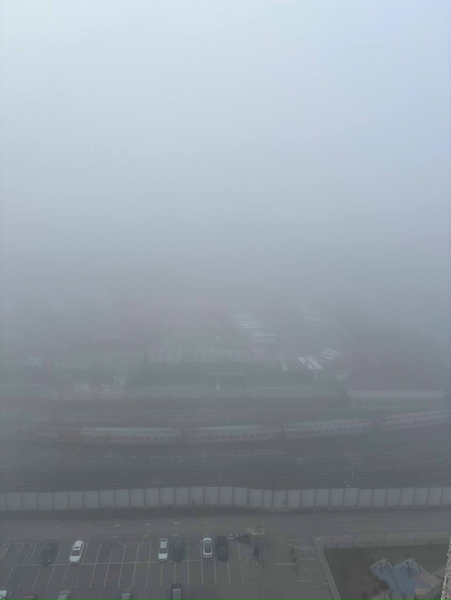 Ещё несколько туманных кадров от наших подписчиков.