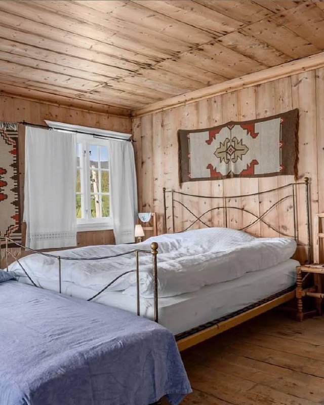 Особняк у гор в Норвегии продают всего за 2,9 млн рублей.
За цену однушки в российском регионе мож