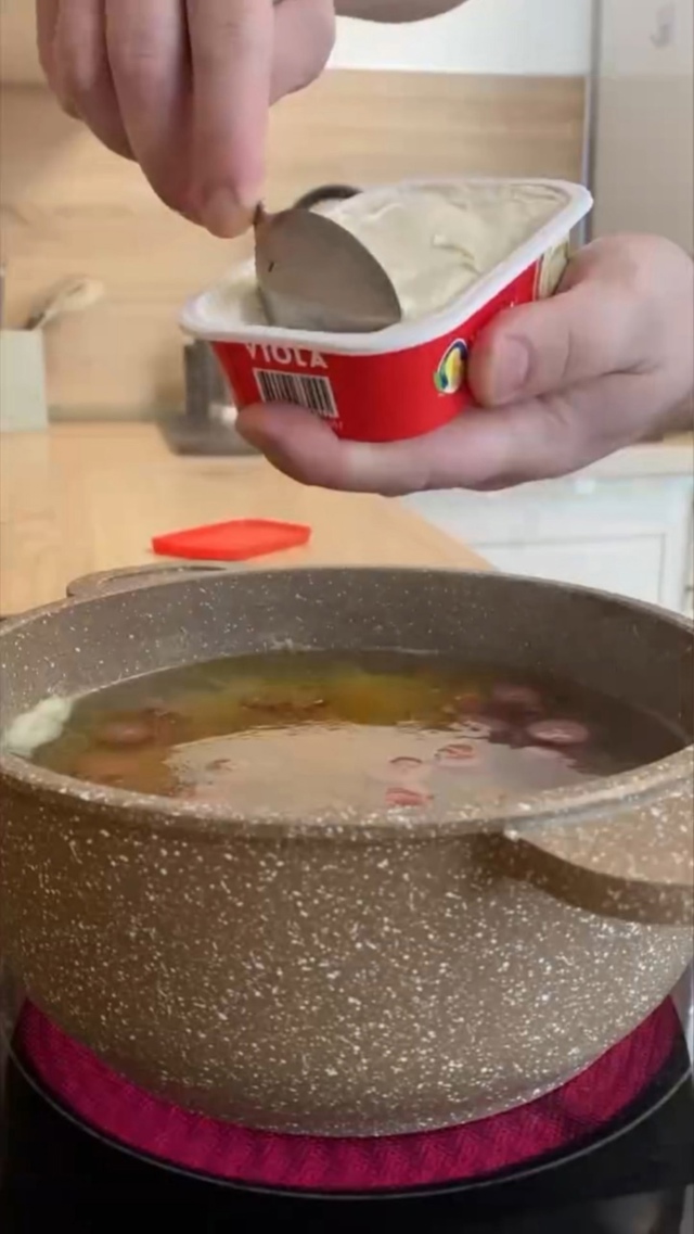 Сливочный суп с охотничьими колбасками - нежный, вкусн?...
