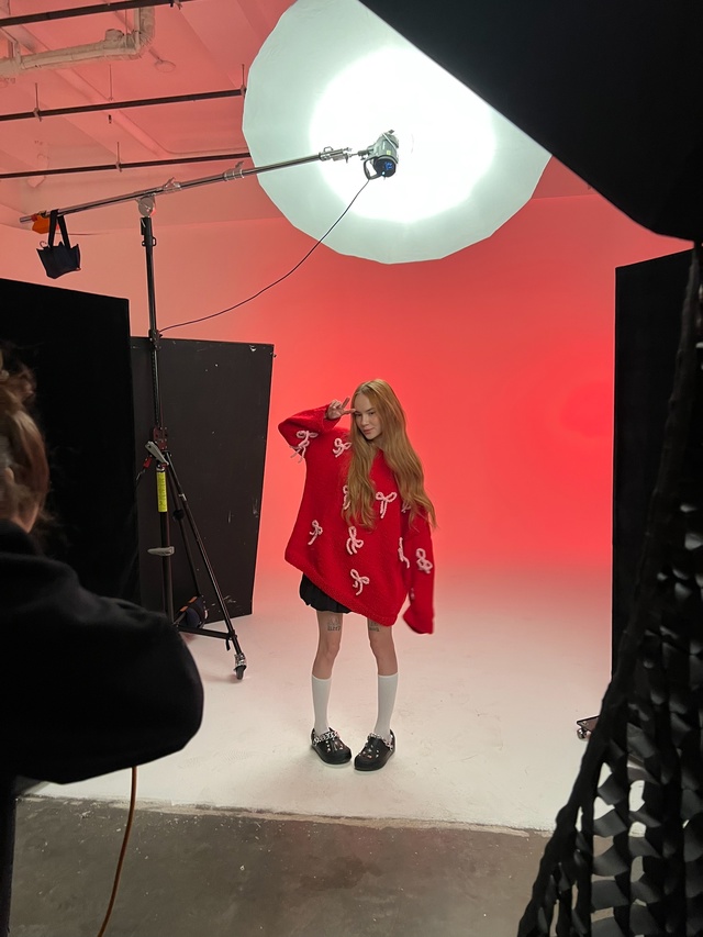 Я первый раз на обложке журнала ( его немного покусали ?...