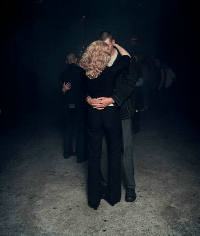 Вот так проводило время молодежь в 90-х годах
Без фильт?...