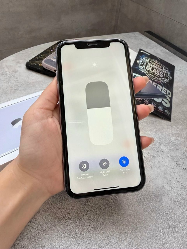 iPhone 11 на 128 гб в идеальном состоянии:
- Ничего не вскрыва...