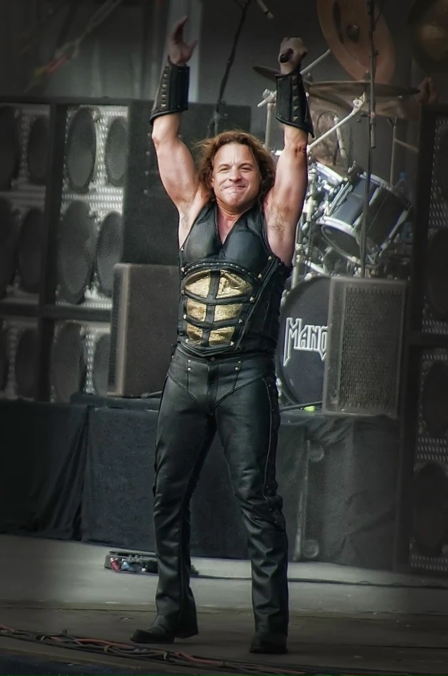 Manowar - последние официальные обладатели рекорда Гиннес...