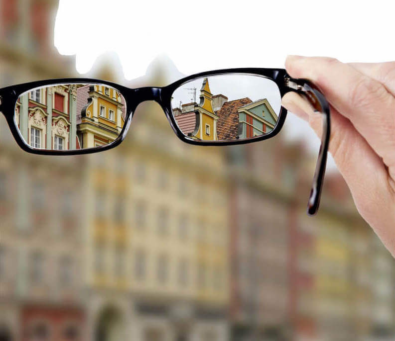 Мир стремительно становится близоруким: по прогнозам, к 2050 году эта проблема коснется половины нас