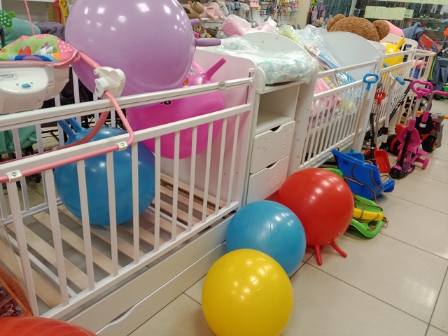 Отличная новость!!
С 18.07 по 1.08 в ЦУМе, секция 56 (детский ?...