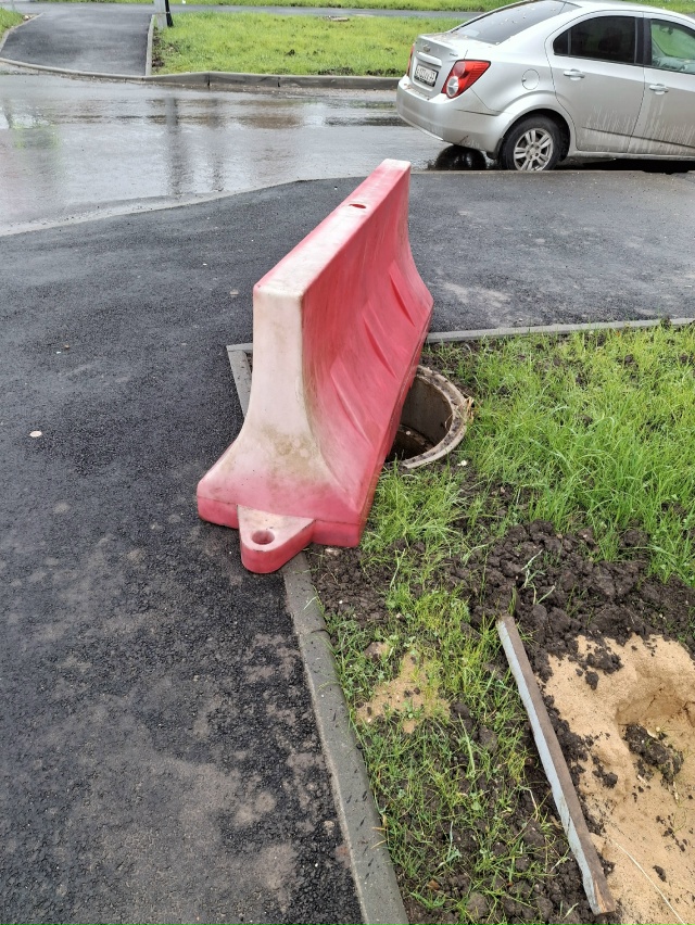 ⚡ Новую дорогу
Построили на Маршала Устинова, а про ко...