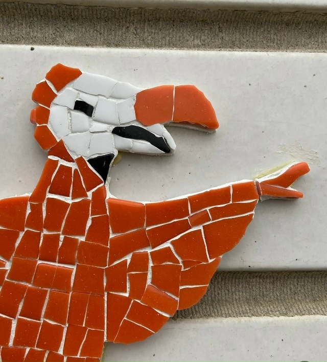 Вот такую птичку сделали осколки совместно с Додо Пицц...