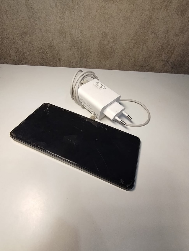Продам телефон поко х5 5g
Цена 19000р
Тел 89228888735
Чехлы в по...
