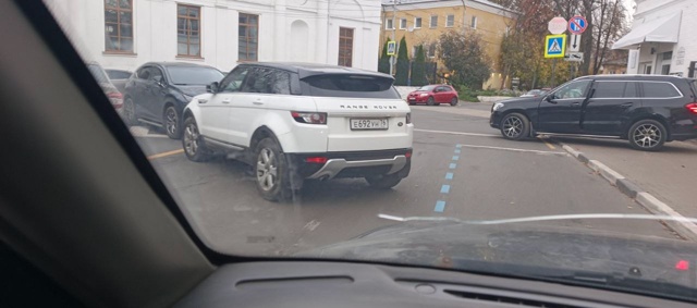 Трефолева / Андропова.
Подписчик интересуется, где ГА...