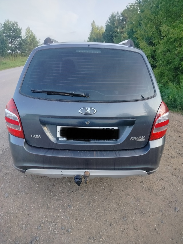 Продаю машину, Lada Kalina Cross 2016 года. Пробег 122 000км., 3-ий вла...