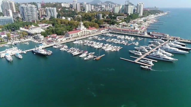 В Сочи снова учебные стрельбы
Сегодня с 21:00 до 22:00 буду?...