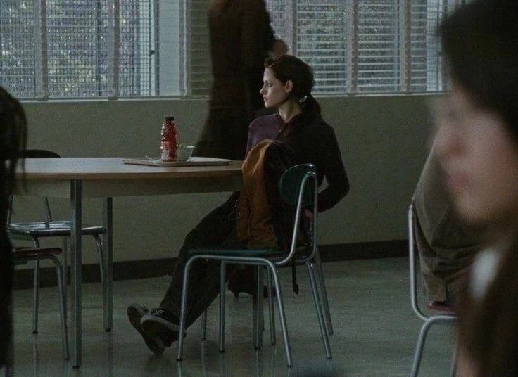 эта фотография беллы полностью описывает моё состояние с ноябрь по апрель