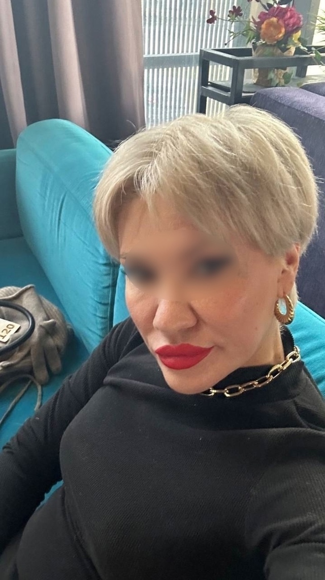 🔞В Татарстане, голая милфа разнесла камеры в лифте, чт...