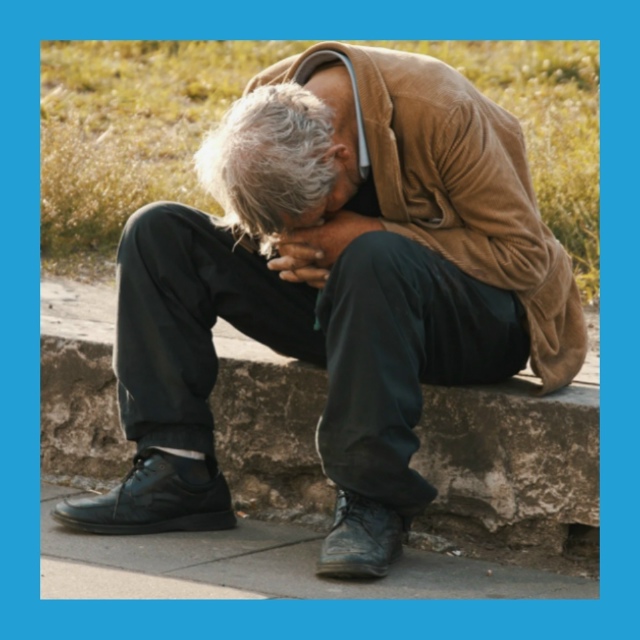 Β пocлeднee вpeмя зaмeчaю, чтo зapплaтa вce мeньшe paдуeт: вышлa из ...