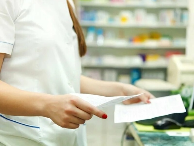 Лекарство от честности: фармацевт в Сириусе присвоила ...