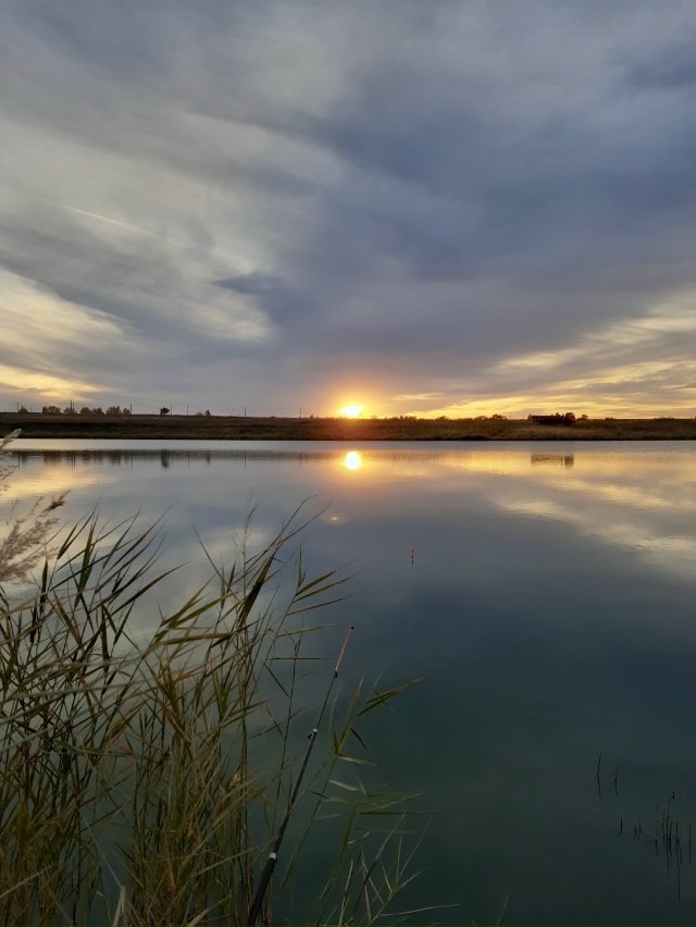 Осеннее красивое вечернее небо--это одно из самых кра?...