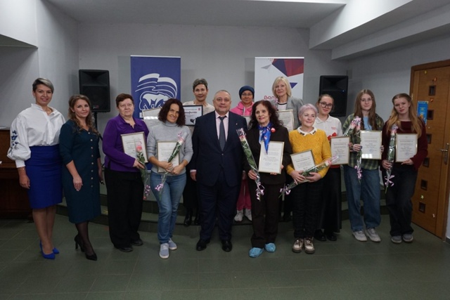 В честь Дня волонтера Подмосковья глава Рузского муни?...