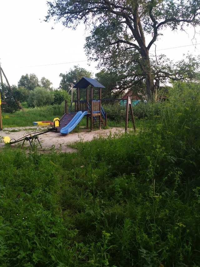 Радутино. Село Партизанской Славы. Детская площадка в ?...