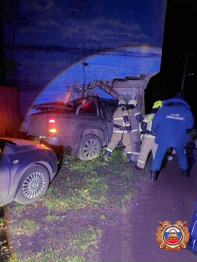 В Осташкове в результате дорожно-транспортного происш...