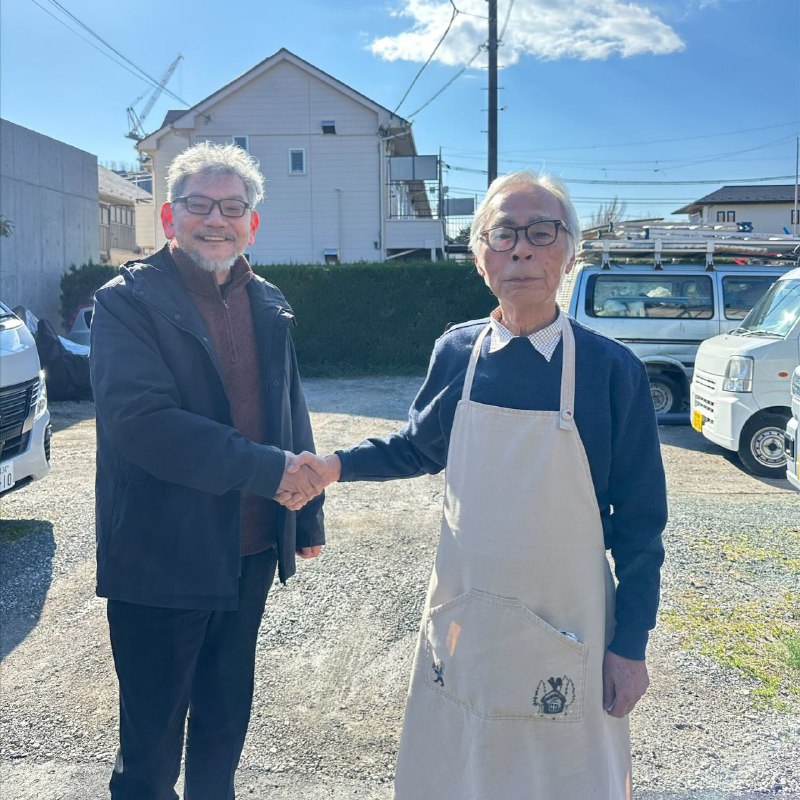 Встреча двух титанов
Режиссер "Евангелиона" Хидэаки Анно рассказал о встрече с Хаяо Миядзаки:
"На