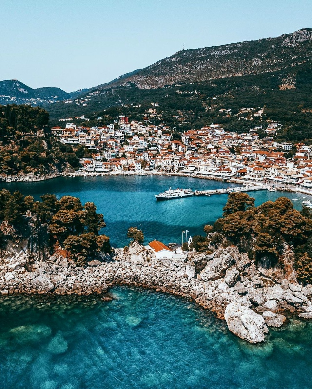 Создай мечту и мечта создаст тебя.