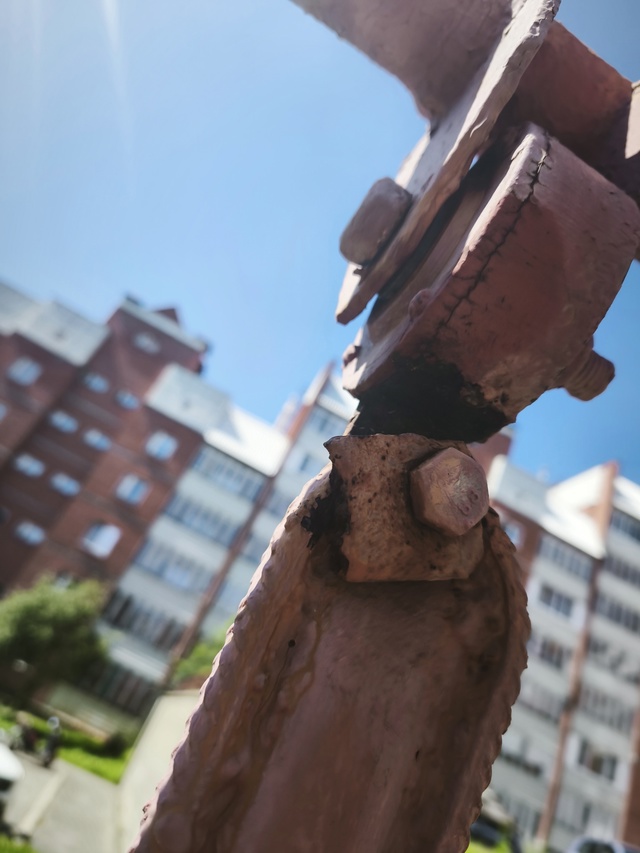 Ленина 109 3ий двор.
Это вообще приемлемо?