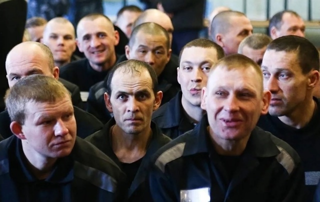 ⚡️Зарплаты заключённых в России оказались в 1,5 раза в?...