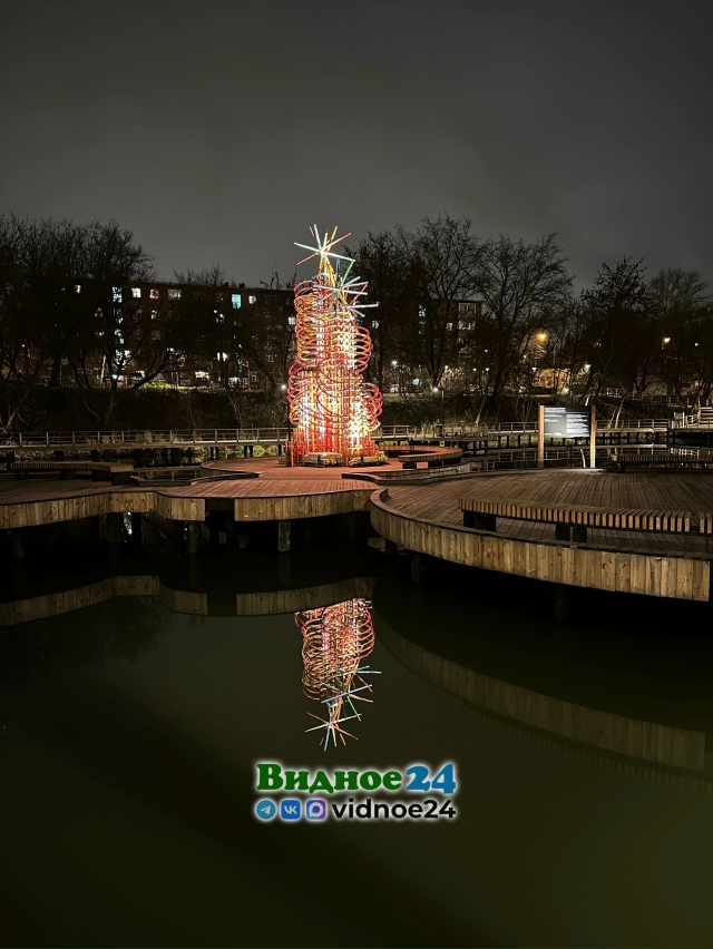 На Малом Тарычёвском пруду появилась необычная нового...