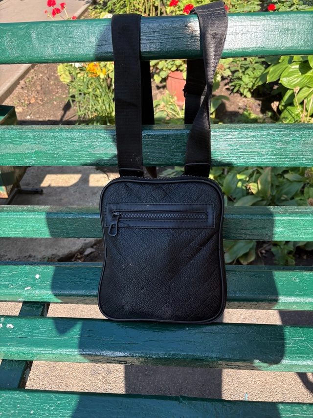 Найдена сумка , 3 мкр 23 дом 3 подъезд
+79381148507