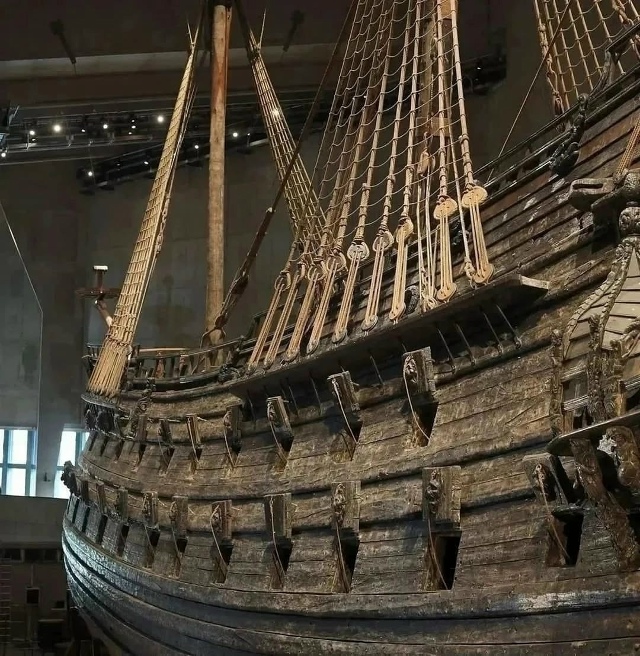 «Васа» — корабль-легенда и символ завышенных амбиций.
...