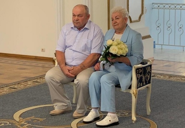 💍Смоленская супружеская пара отметила 50-летие совмес...