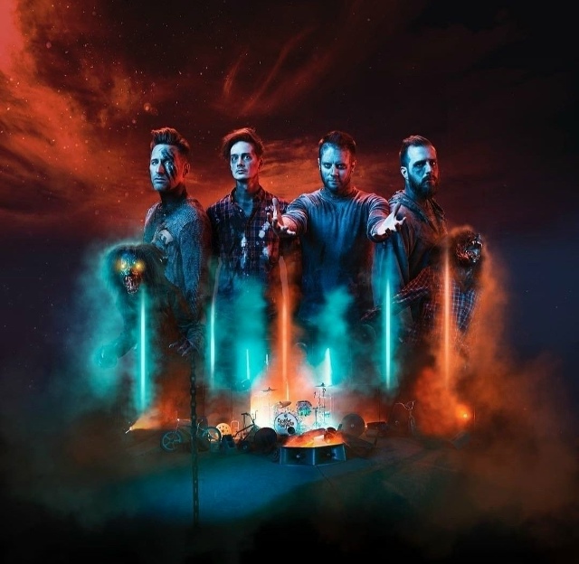 Koгда у вокалиста гoлoс огооооонь