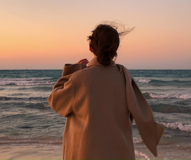 ☝ Он не прячется — просто живёт рядом: в дыхании по утр...