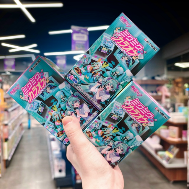 Мику зовет в караоке! Собери свою музыкальную диораму! ...