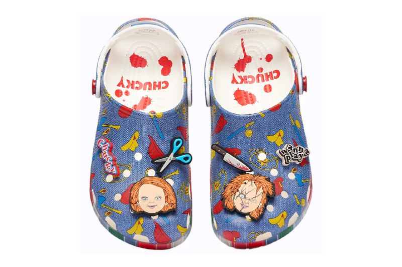 Crocs релизнули коллабу с... маньяками.
Фанаты ужастиков оценят:
— Джейсон Вурхиз в крови и с хок
