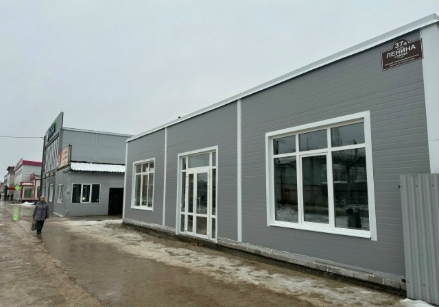 А вообще в центре Окуловки на улице Ленина такая панор?...