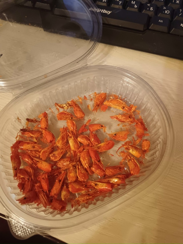 Нам пишут:
Лично купил на лесной поляне в пивнухе около...