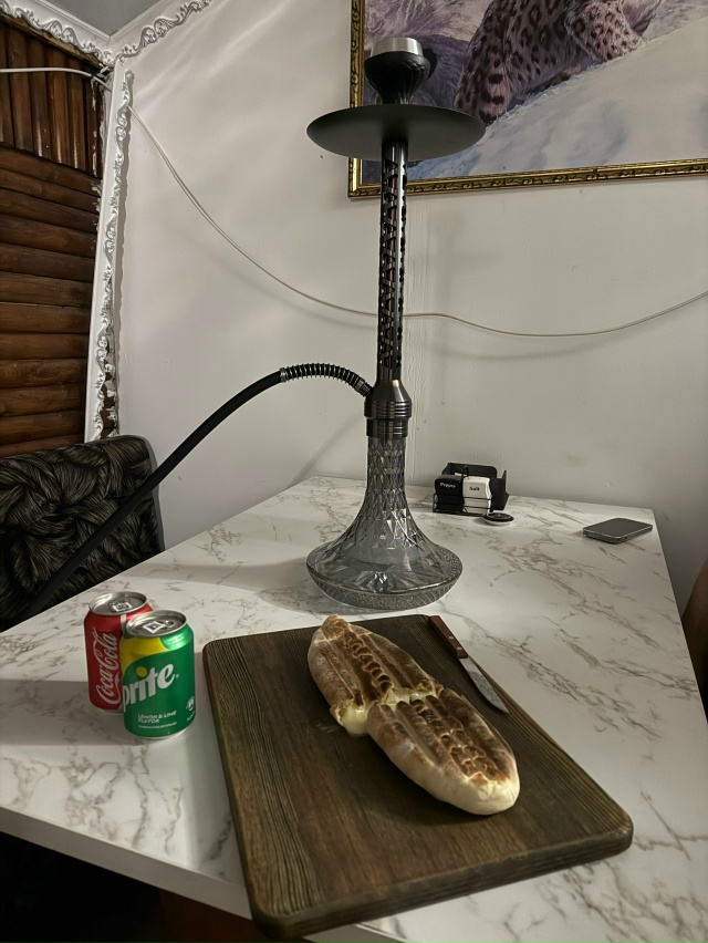 Привет, Волгореченск! 🎄✨
Мы в кафе OASIS уже в полную си...