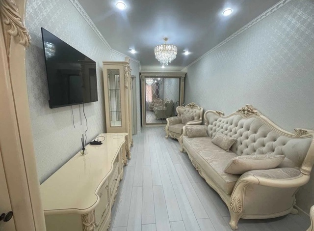 Продаётся шикарная 1-комнатная квартира
ВСЯ МЕБЕЛЬ Т?...