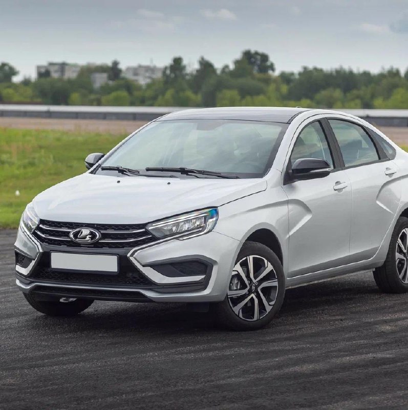 Россиянка устала ремонтировать Ладу и засудила АвтоВАЗ
Девушка купила новую Vesta за 1,7 млн рублей