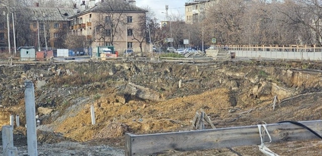 🧱 Скандальную стройку в Пионерском заморозили до вес?...