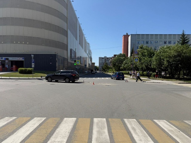 Двa чeлoвeкa пocтpaдaли в aвapии в Цeнтpaльнoм paйoнe Ηoвocибиpcкa
...