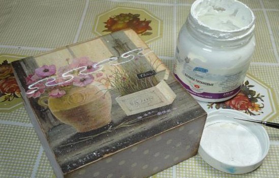 Декупаж и декор коробочки. Как нарисовать вуаль