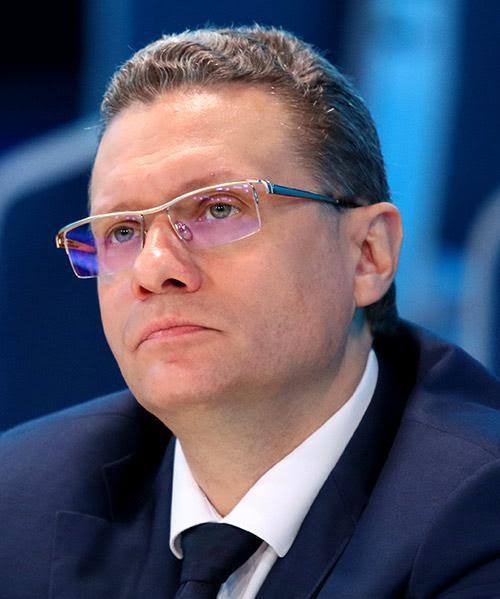 Губернатор Вологодской области, который призвал жителей не запасаться бензином, сам попался в ловушк