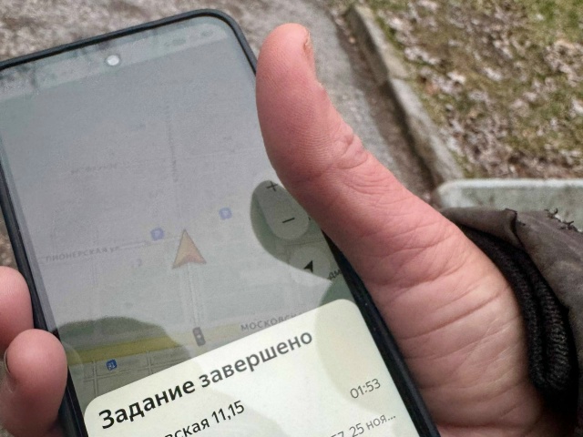 Можайские дворники работают с использованием совреме?...